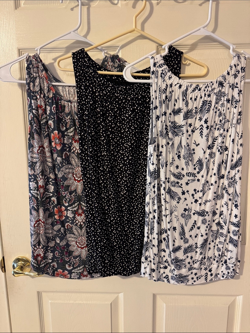 3-Pack LOFT Sleeveless Summer Tops — Floral, Polka Dot & Leaf Print